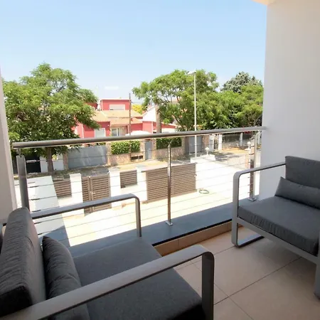 Leon Inmo Nicole - 10699 Empuriabrava