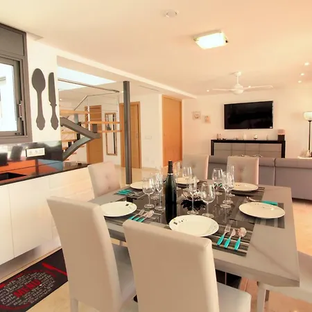 Leon Inmo Nicole - 10699 Empuriabrava