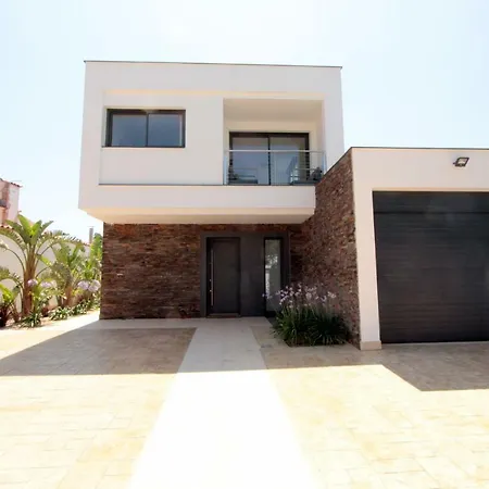 Leon Inmo Nicole - 10699 Villa Empuriabrava